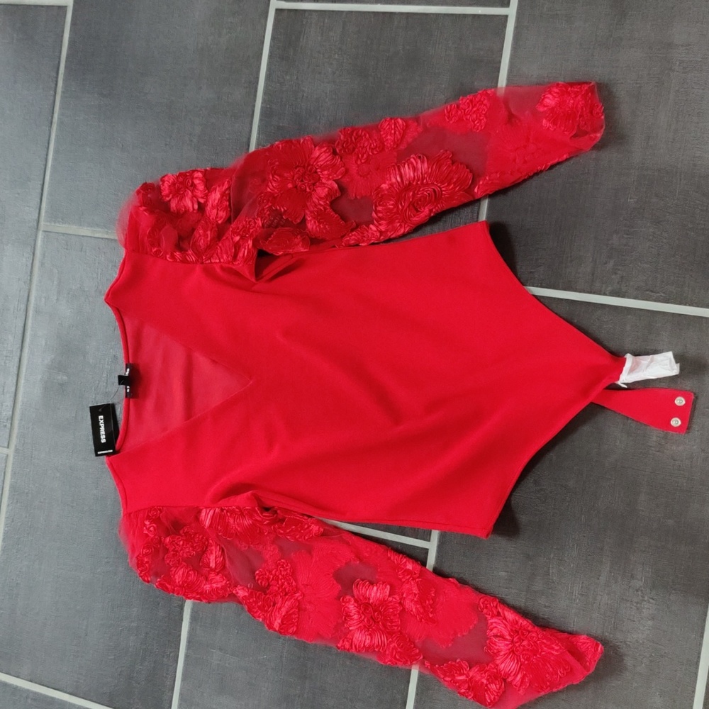 Express bodysuit